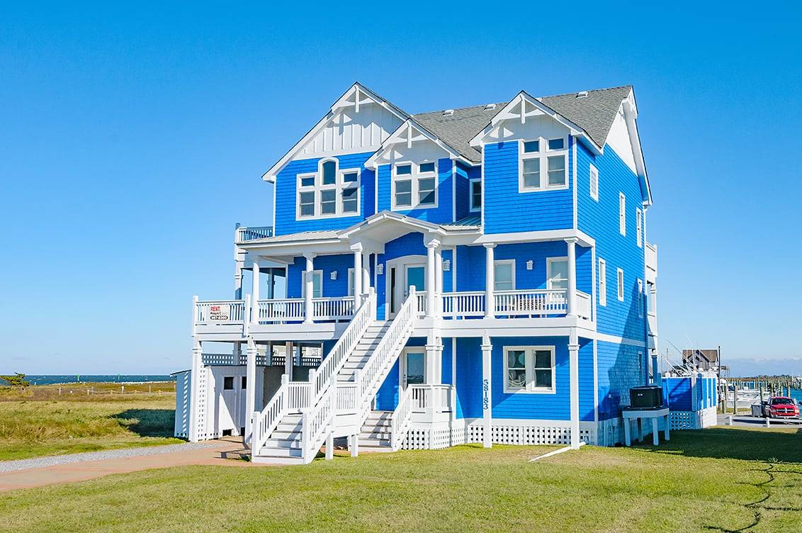 blue house rentals address