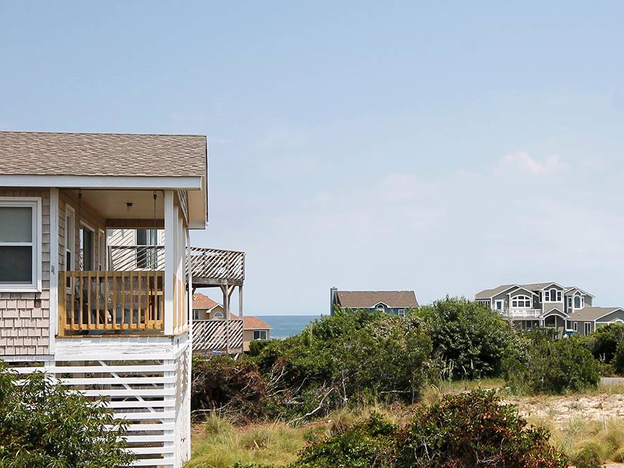12 Beach House Must-Haves – Dakan Homes