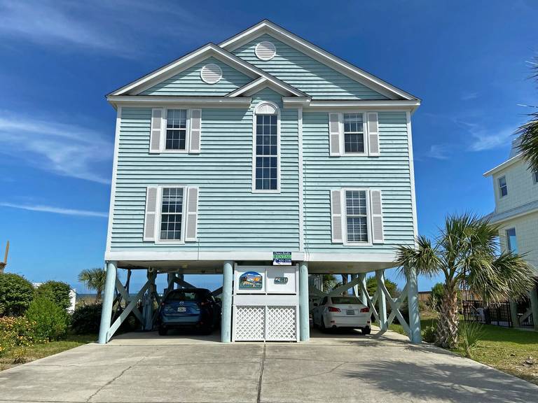 Robbins Nest Garden City Rental