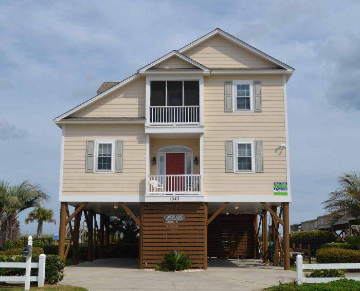 Mary Ann Garden City Rental
