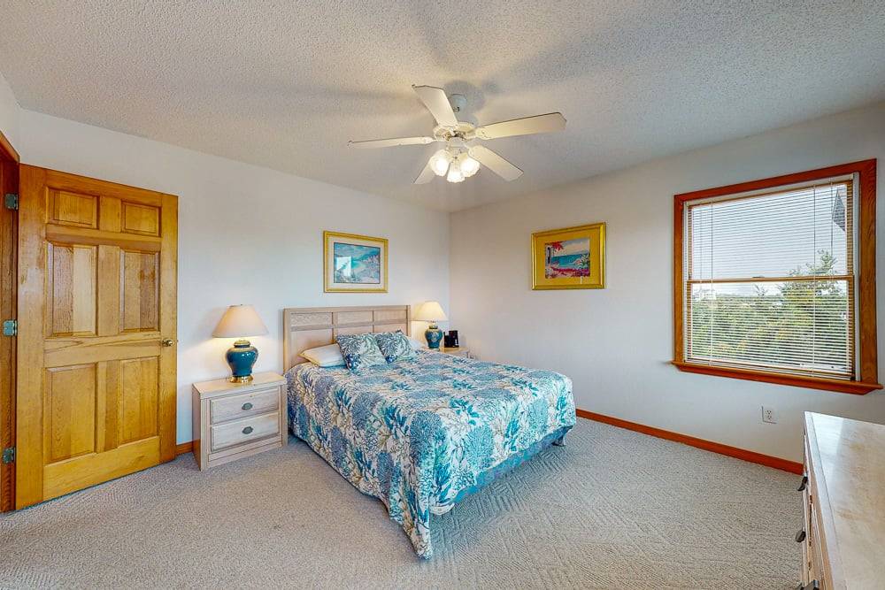 Soundside Vacation Rental - The Drop Inn