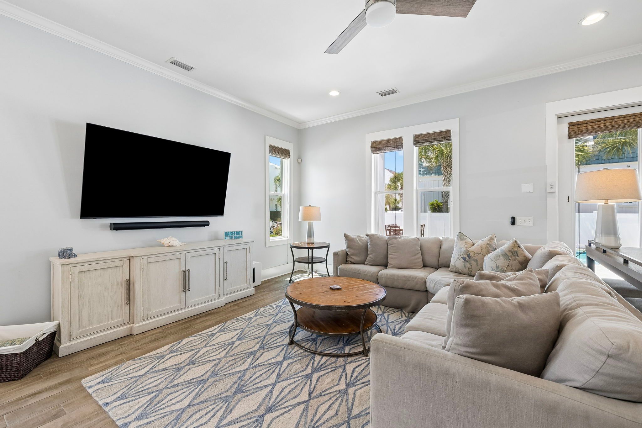 Great room with smart TV and Sonos sound
