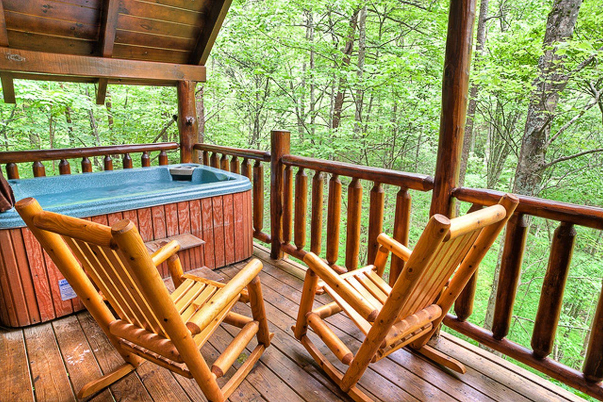 Amber Crest | Acorn Ridge Cabin Rentals