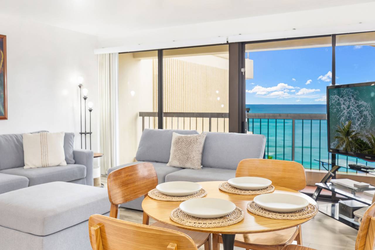 Dine with a view! Dine with a view!