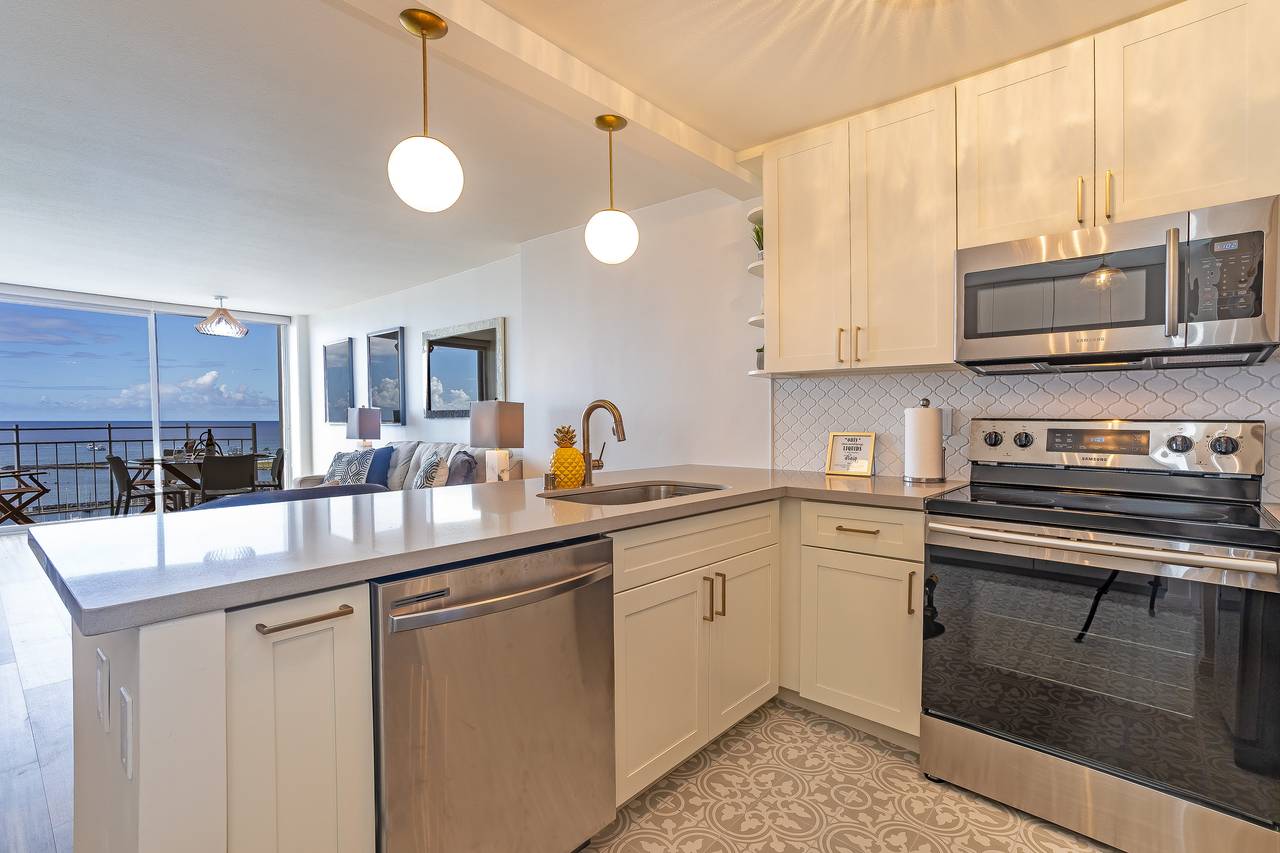 Fully Equipped Kitchen Ready to Cook Fully Equipped Kitchen Ready to Cook