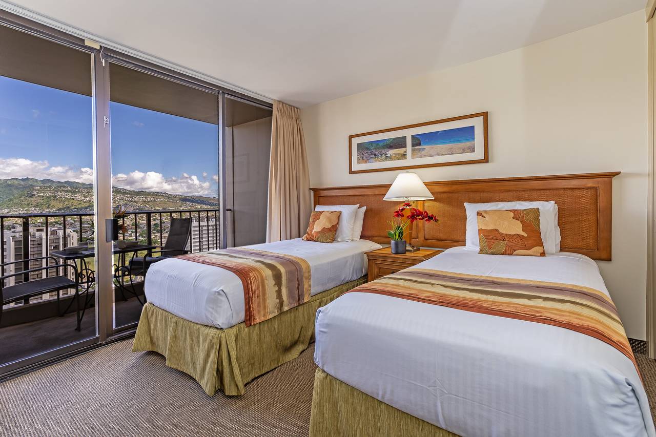 Charming Bedroom with Mountain View Charming Bedroom with Mountain View