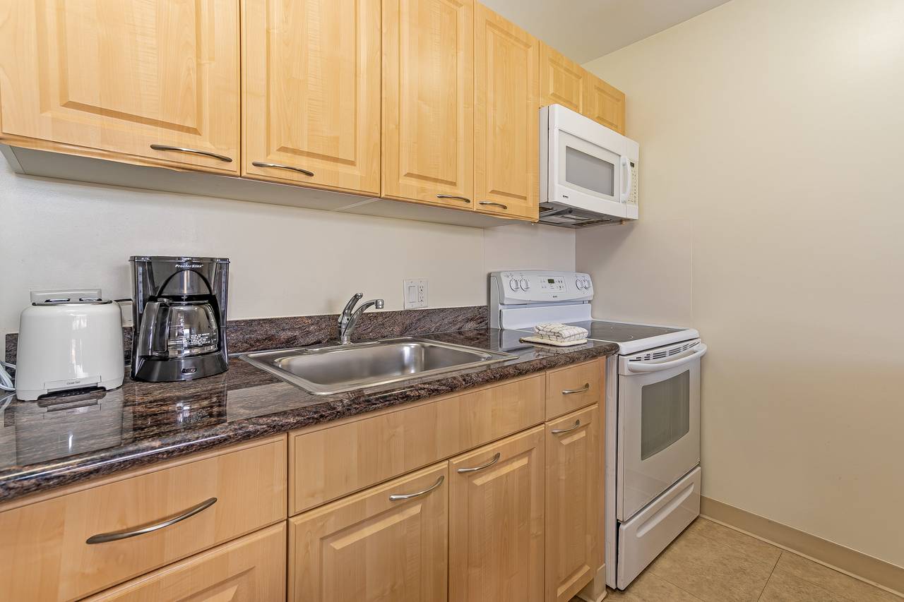 Fully Equipped Kitchen Ready to Cook Fully Equipped Kitchen Ready to Cook