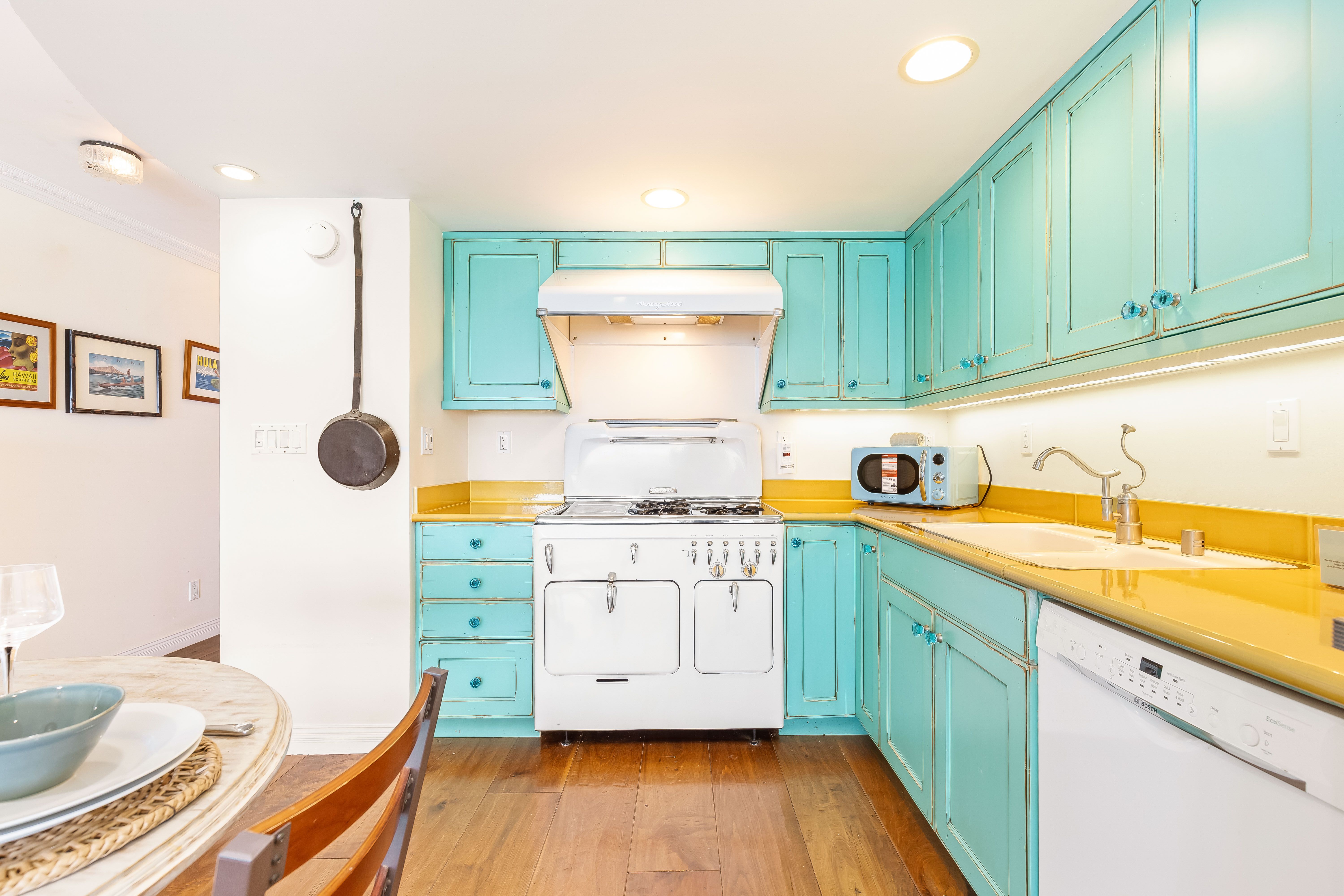 Plenty of space to prepare your favorite meals