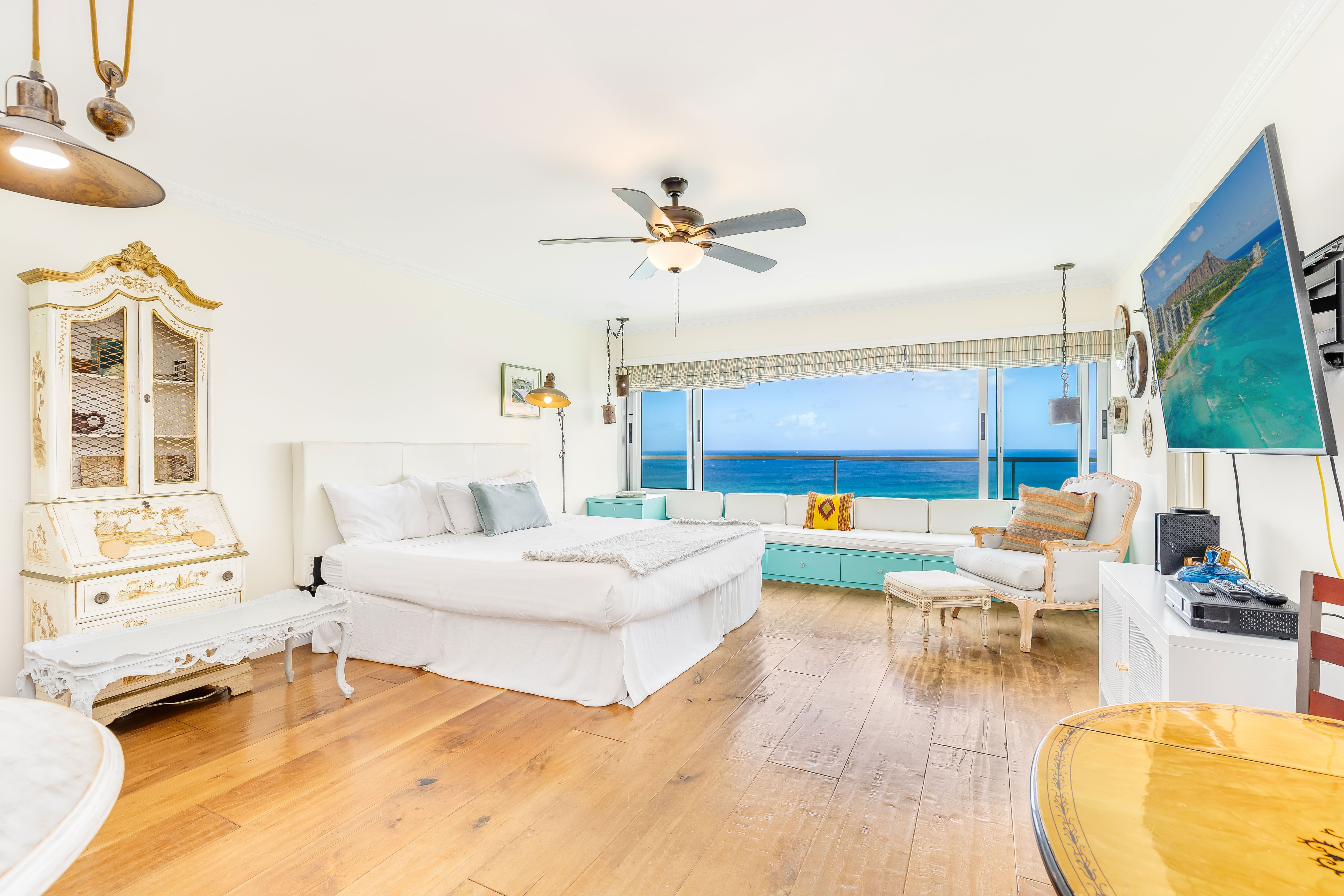 Welcome to your relaxing island escape