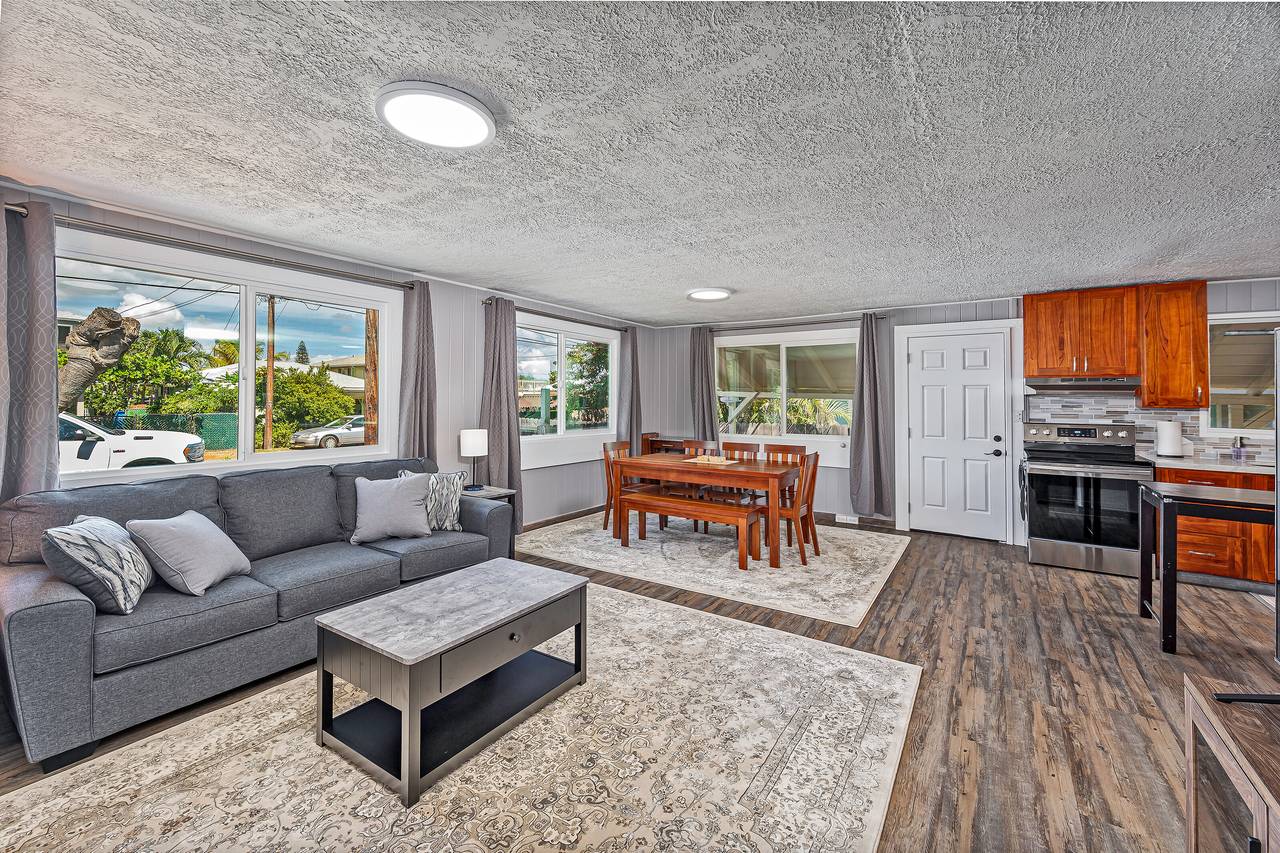 Tastefully remodeled living room Tastefully remodeled living room