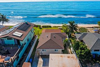 Just steps away from the beach Just steps away from the beach
