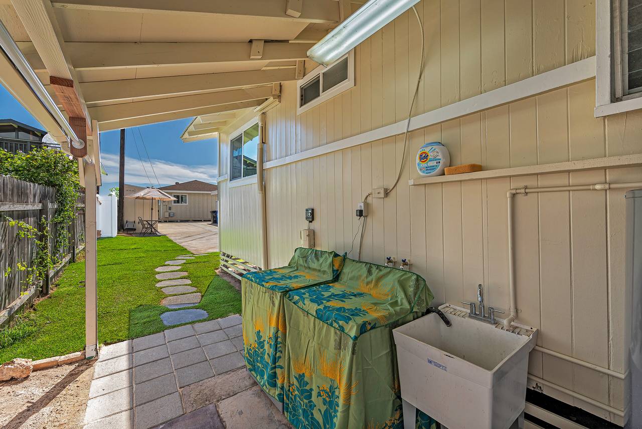 Onsite washer and dryer Onsite washer and dryer
