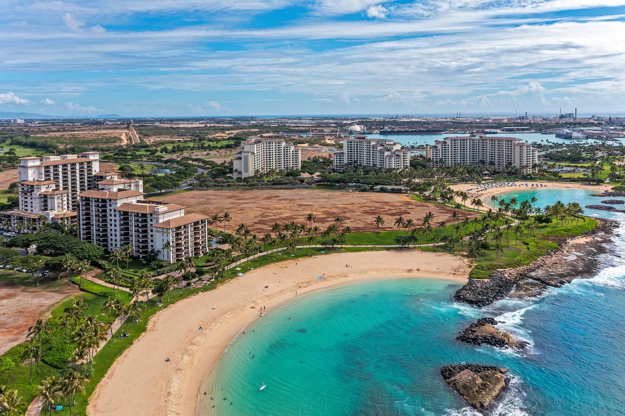Ko'olina is a tropical oasis Ko'olina is a tropical oasis