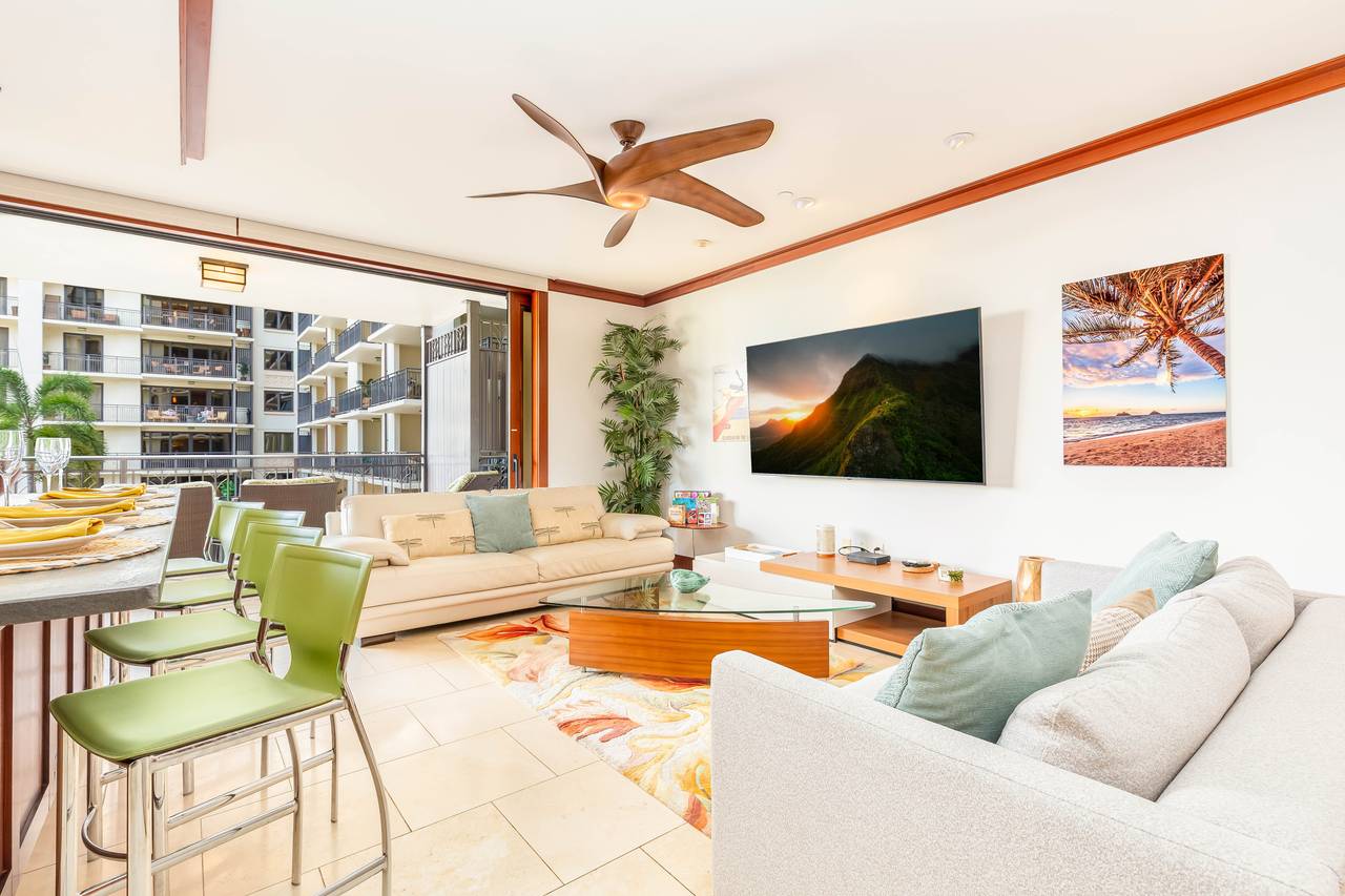Modern comfort meets island elegance Modern comfort meets island elegance
