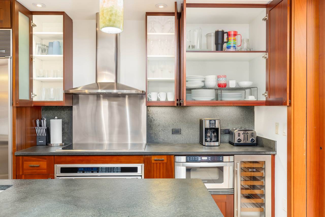 Fully equipped kitchen Fully equipped kitchen
