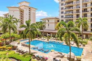 Enjoy the pool and hot tub during your stay Enjoy the pool and hot tub during your stay