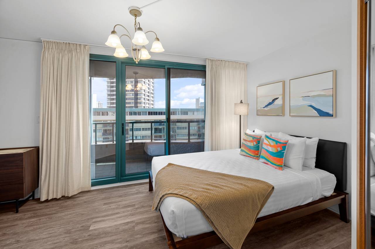 Guest bedroom with full bed Guest bedroom with full bed