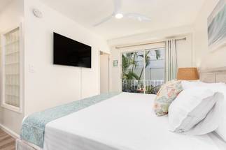 Cabana 2nd Floor King 1 Bedroom Cabana 2nd Floor King 1 Bedroom