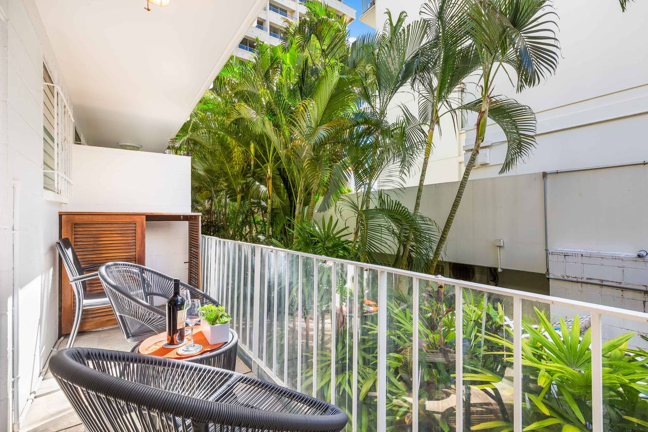 Breakfast nook Breakfast nook