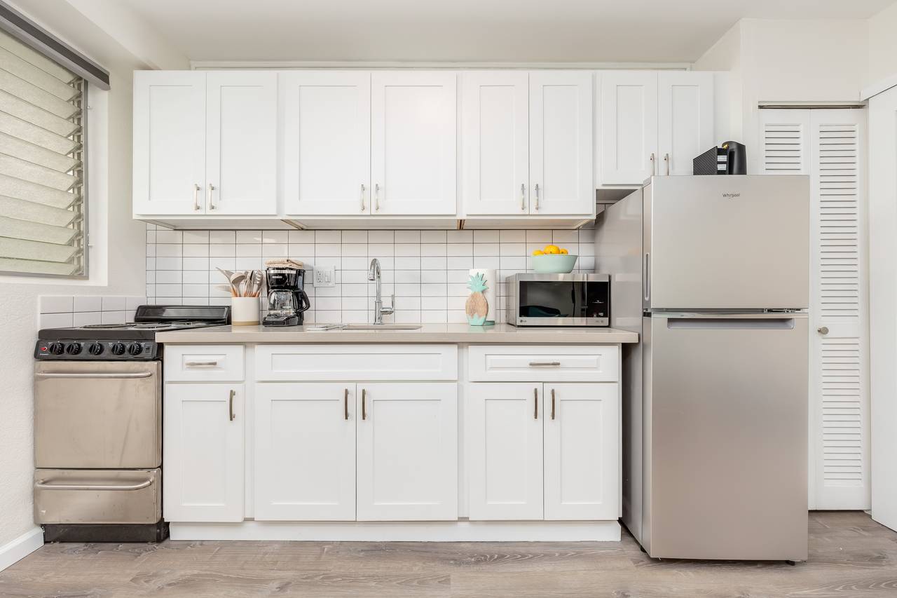 New Kitchen Cabinets & Counter Tops New Kitchen Cabinets & Counter Tops