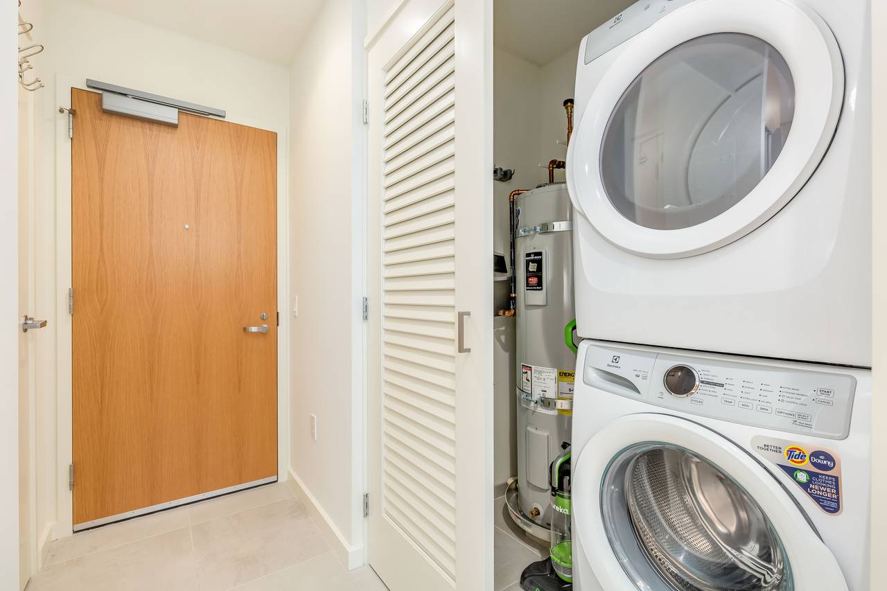 Washer & Dryer in Unit Washer & Dryer in Unit