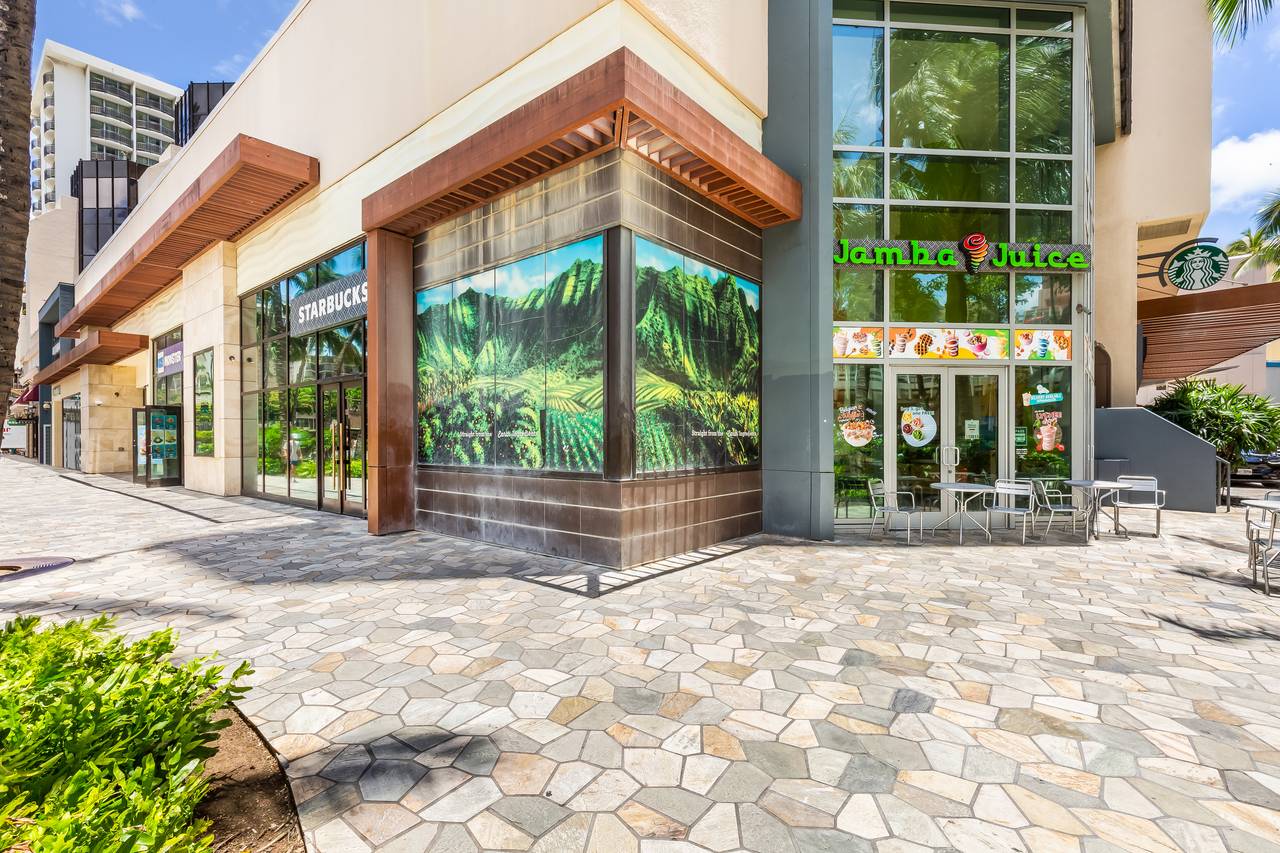Starbucks and Jamba Juice Just Steps Away! Starbucks and Jamba Juice Just Steps Away!