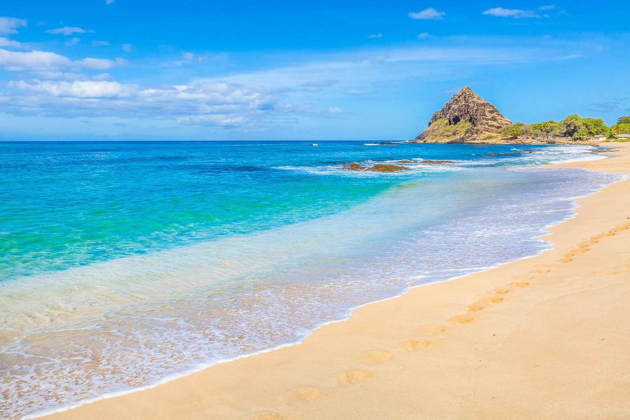 A stunning shot of the white sand beach A stunning shot of the white sand beach