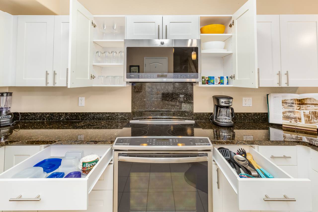 Fully equipped kitchen Fully equipped kitchen