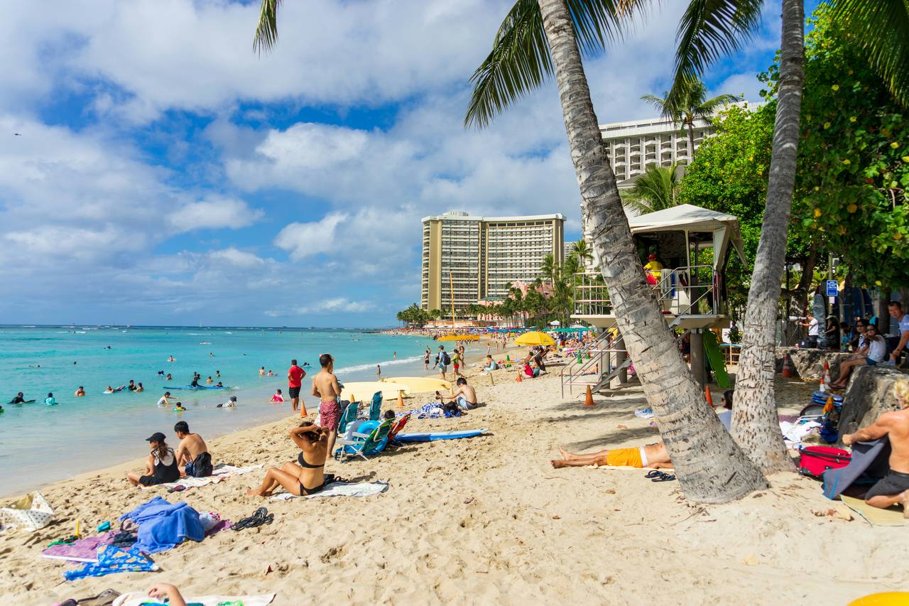 Enjoy the warm weather and the beach Enjoy the warm weather and the beach