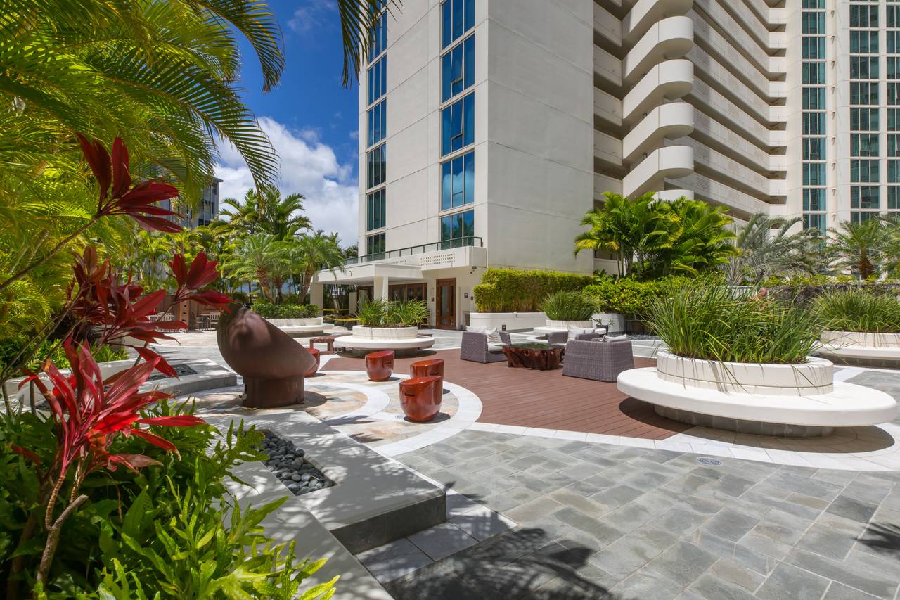 Outdoor area Outdoor area
