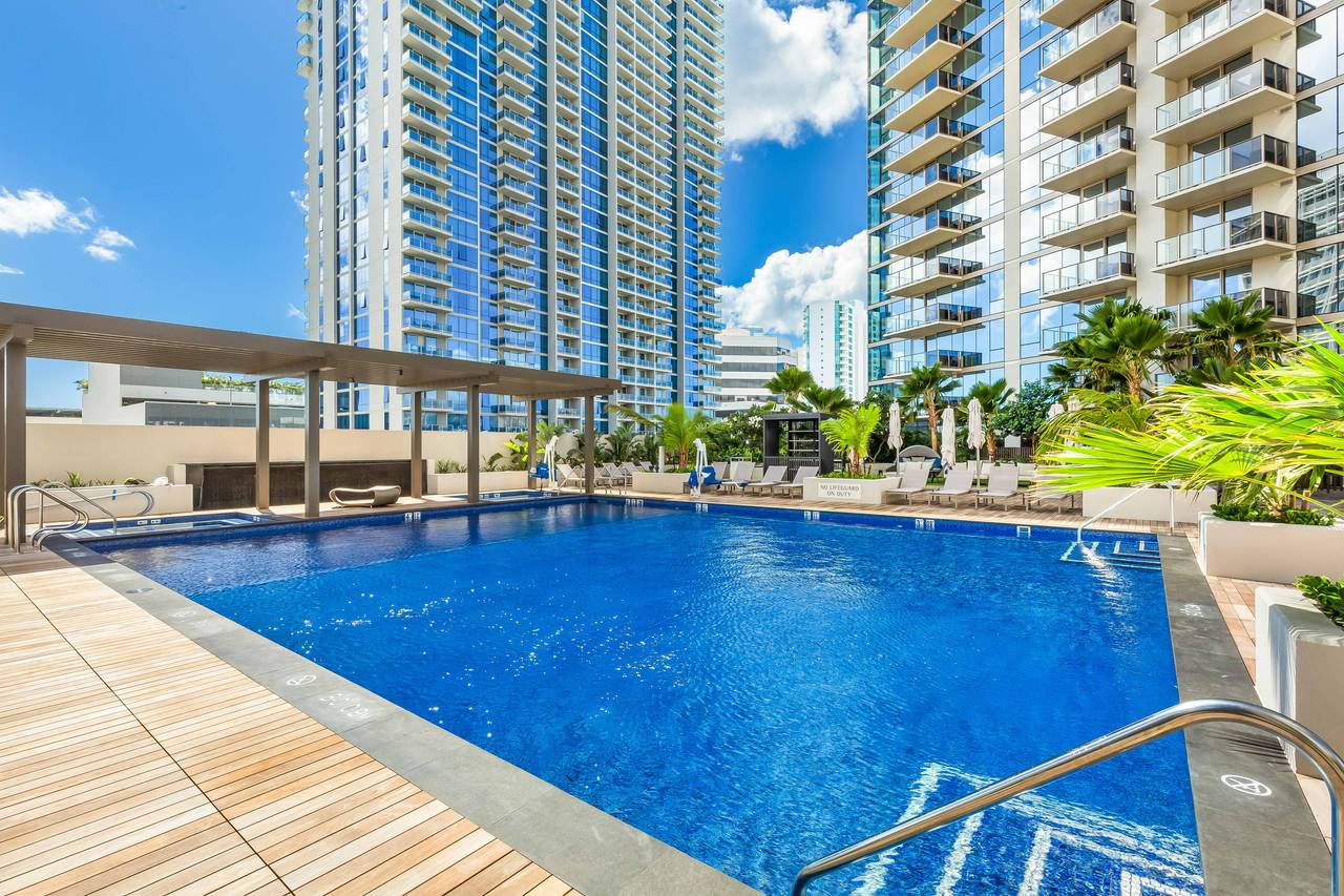 Dive into relaxation and let the worries of the day float away! Dive into relaxation and let the worries of the day float away!