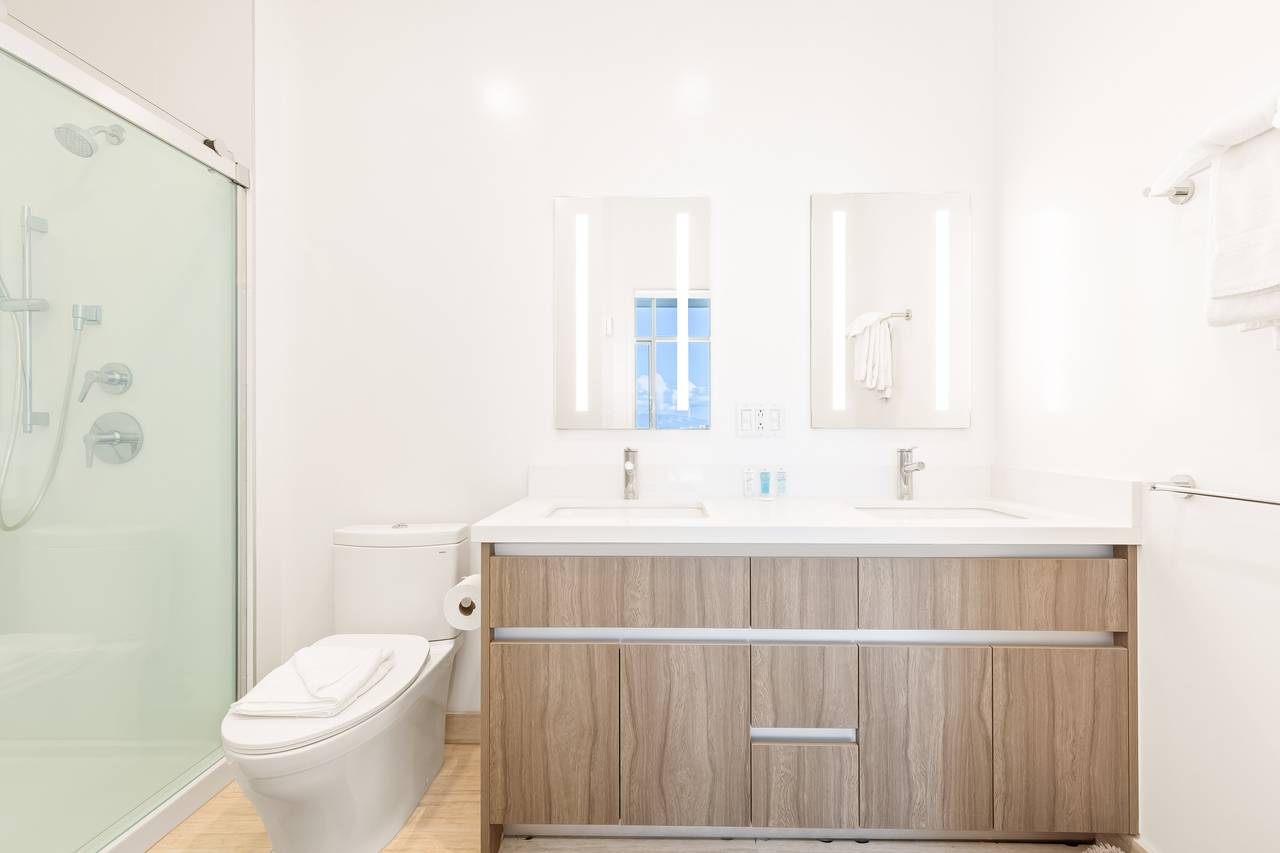 Master bathroom Master bathroom