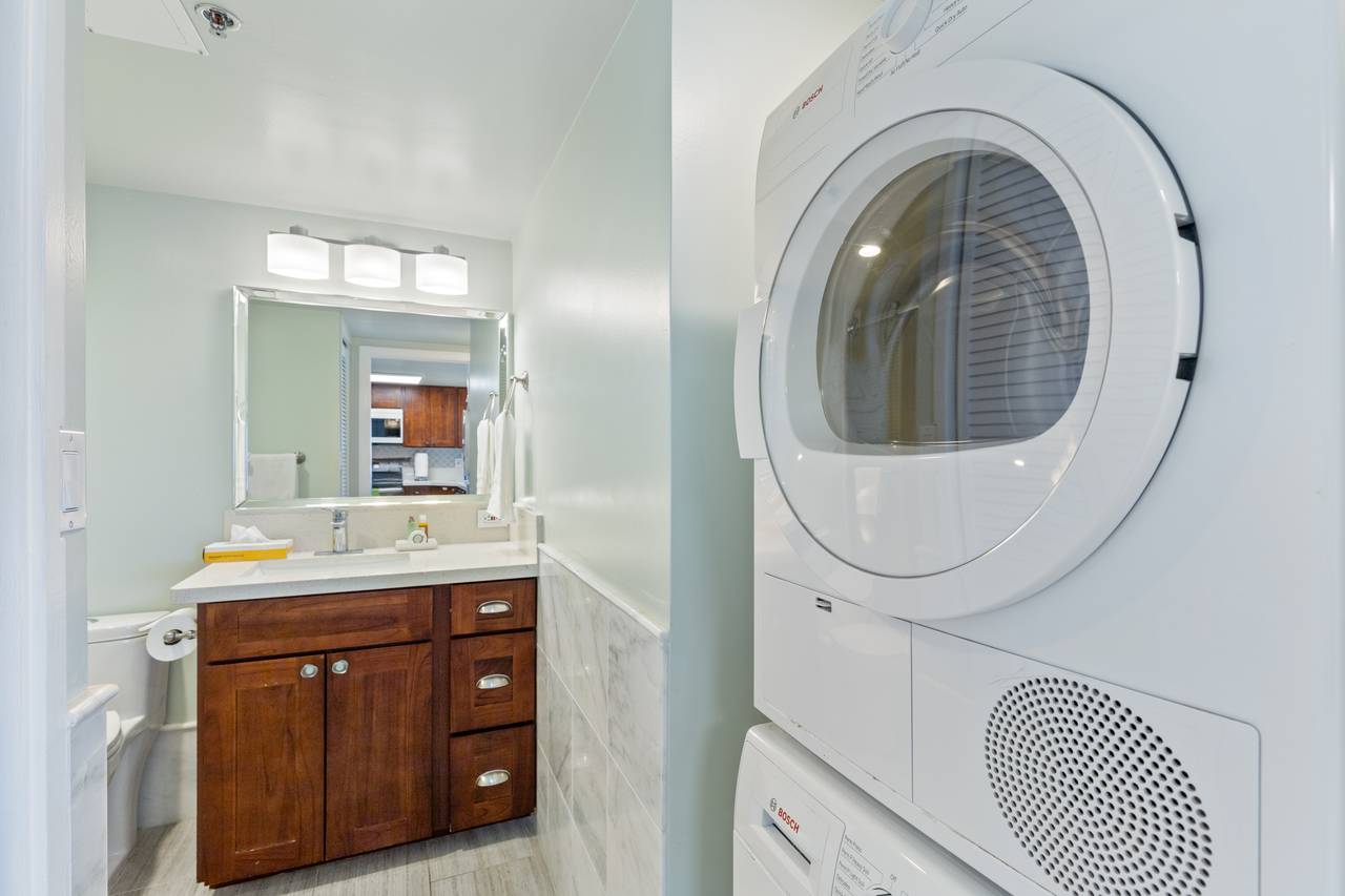 In-unit laundry for added convenience In-unit laundry for added convenience