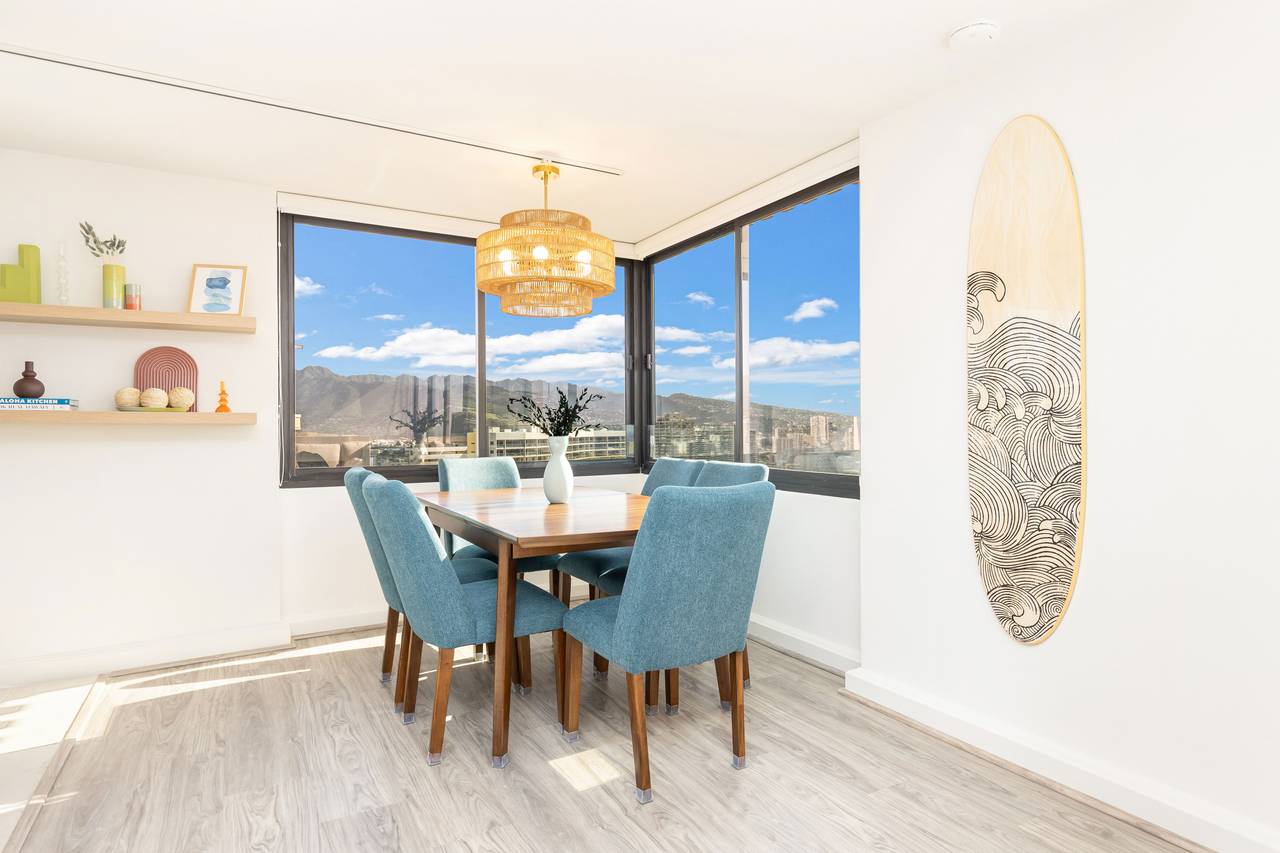 Comfortable dining space for meals together Comfortable dining space for meals together