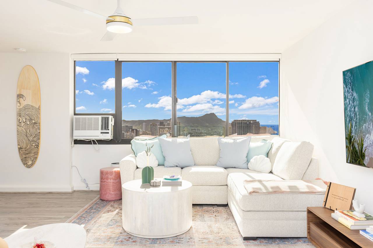 Enjoy Diamond Head views from the living room Enjoy Diamond Head views from the living room