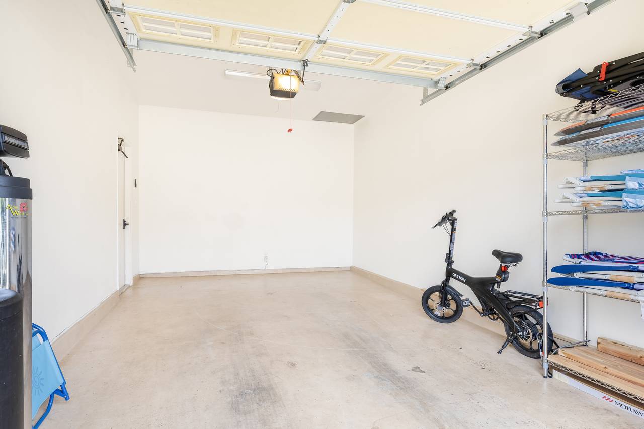 Garage Garage