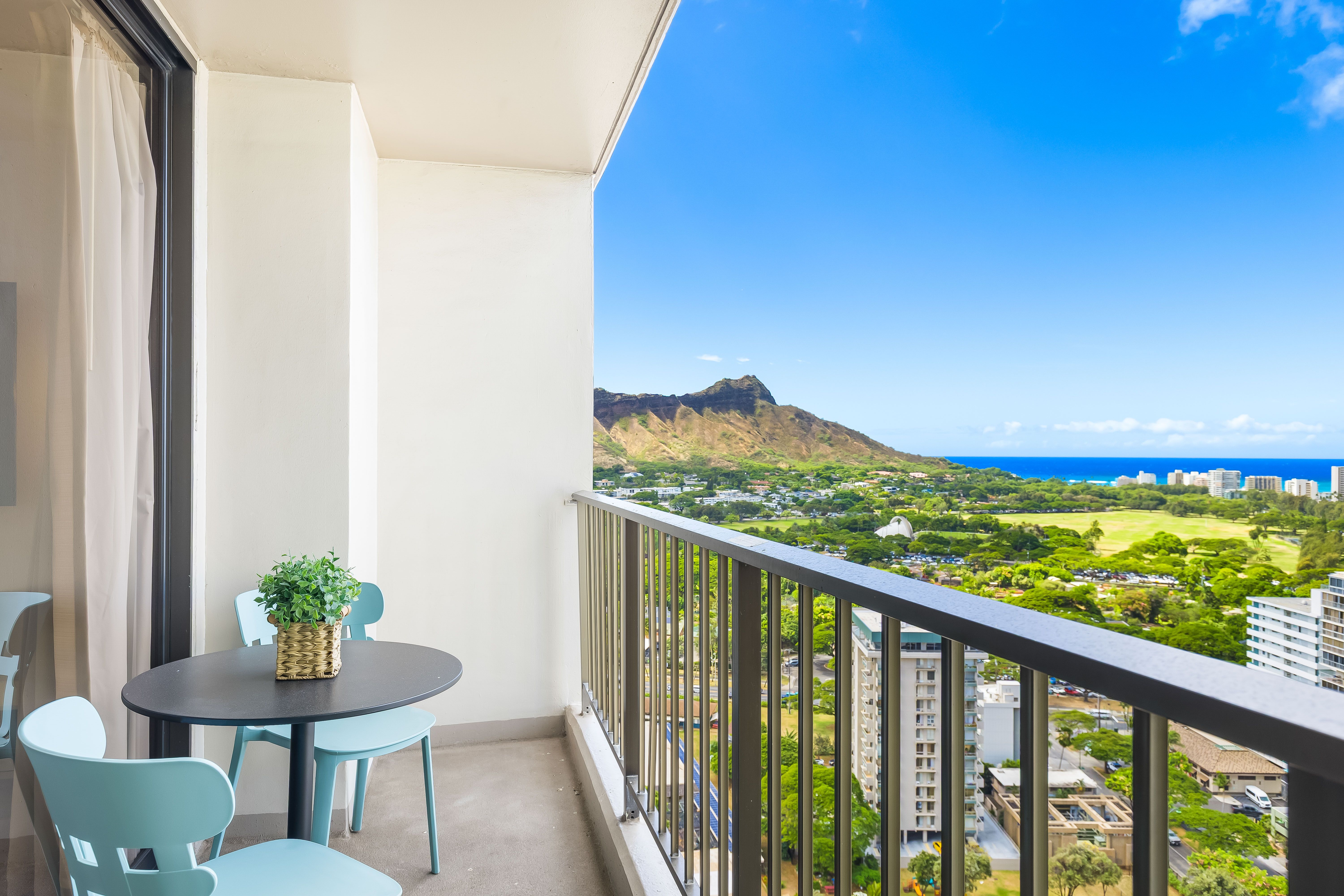 Diamond Head Views from Your Private Lanai