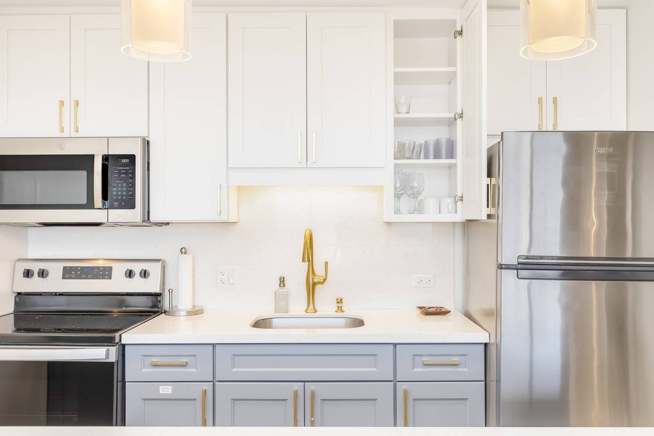 fully Equipped kitchen fully Equipped kitchen