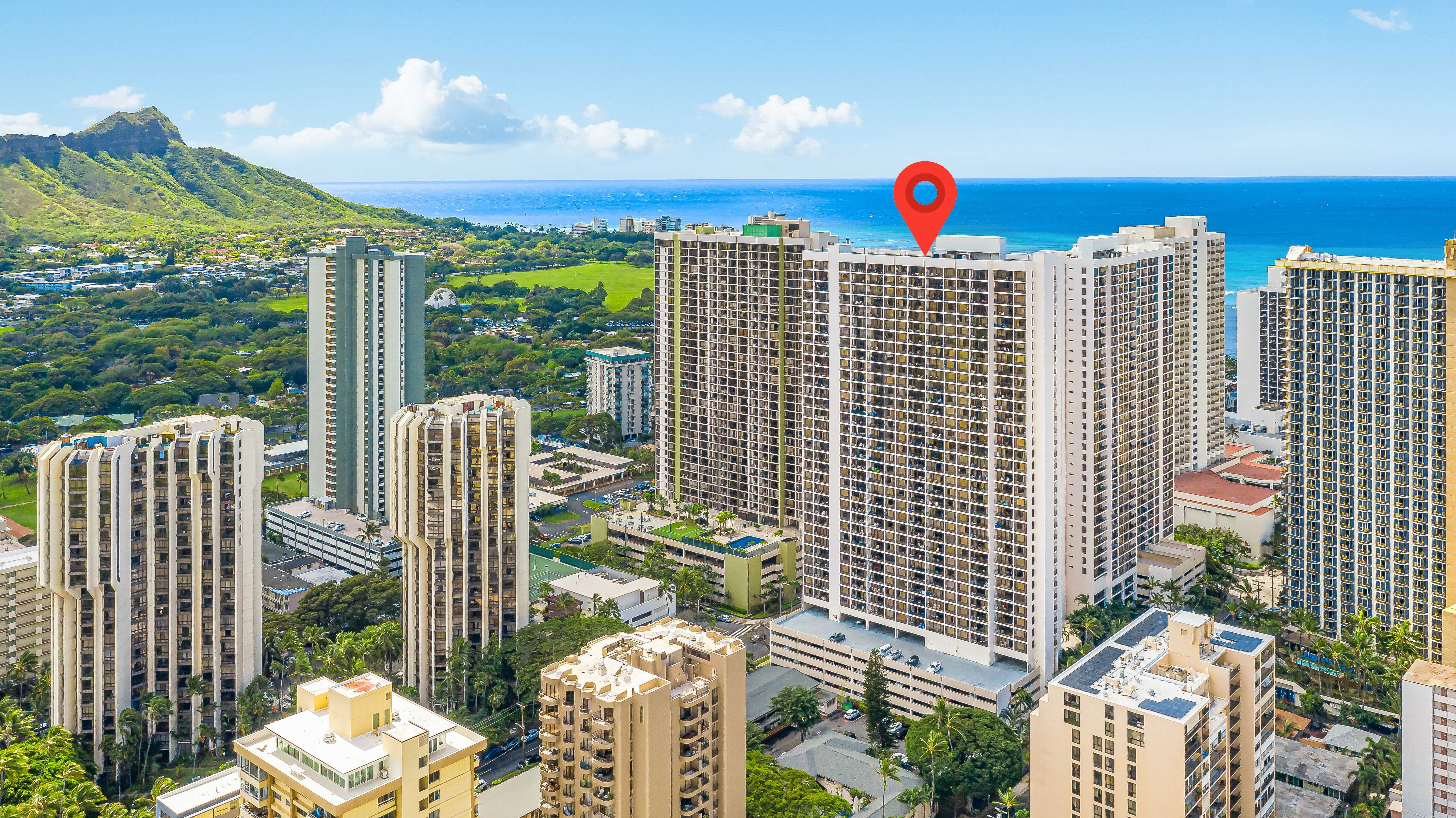 Aerial view of Waikiki Banyan 