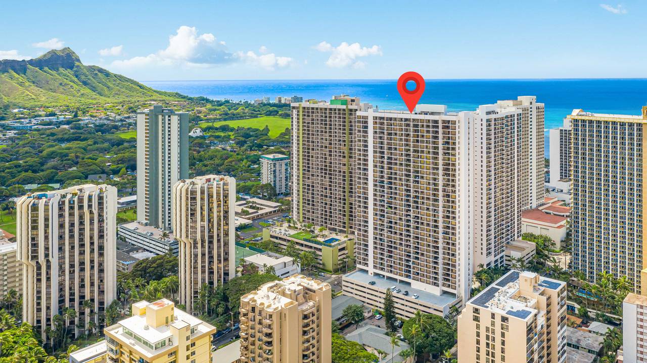 Aerial view of Waikiki Banyan Aerial view of Waikiki Banyan