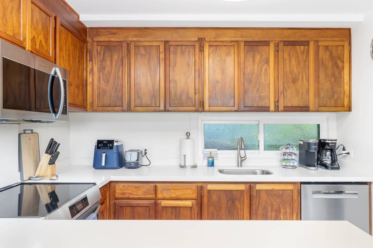 Every appliance you need for a comfortable island stay Every appliance you need for a comfortable island stay