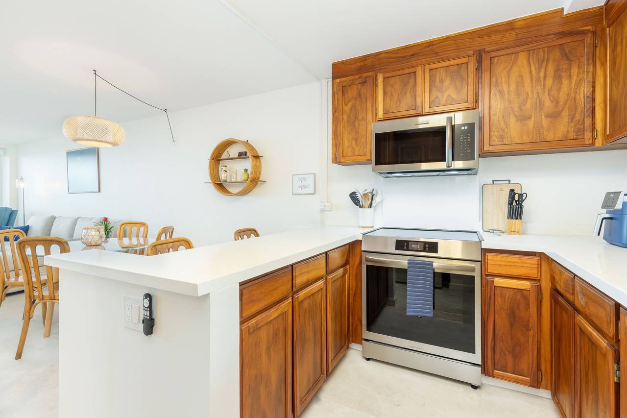 Cook your favorite meals in the fully equipped kitchen Cook your favorite meals in the fully equipped kitchen