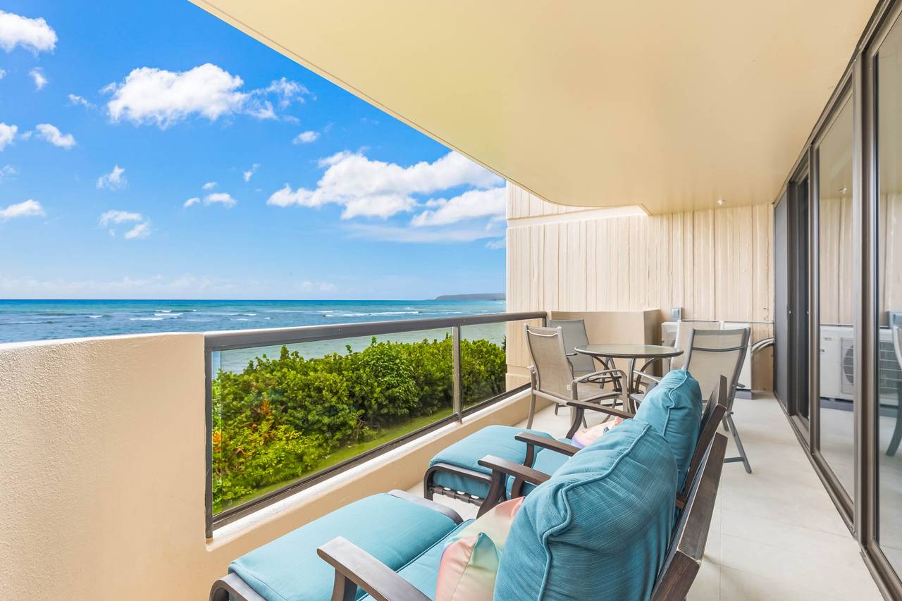 Dine on the balcony while enjoying endless ocean views Dine on the balcony while enjoying endless ocean views