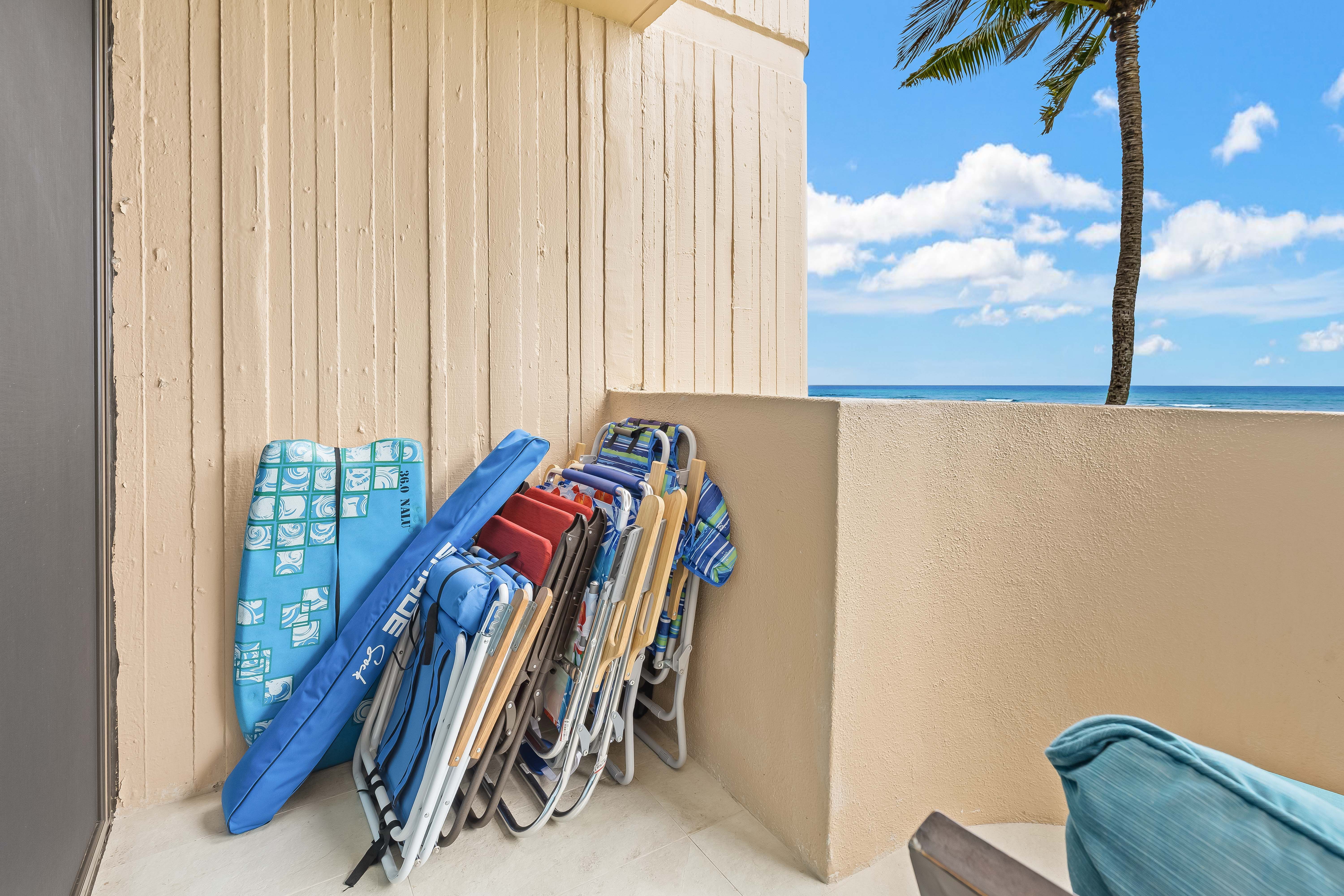 Beach gear provided for easy days by the ocean