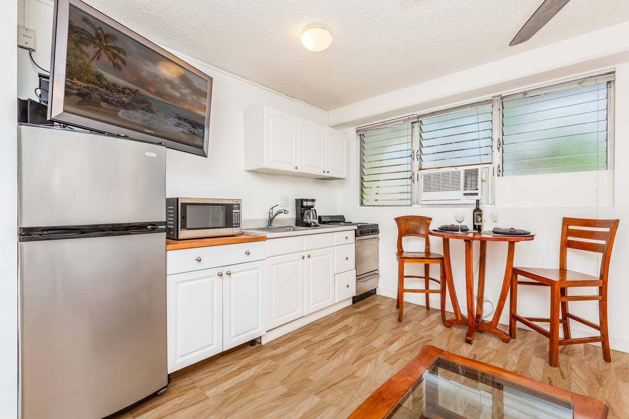 Fully Equipped Kitchen Ready to Cook! Fully Equipped Kitchen Ready to Cook!