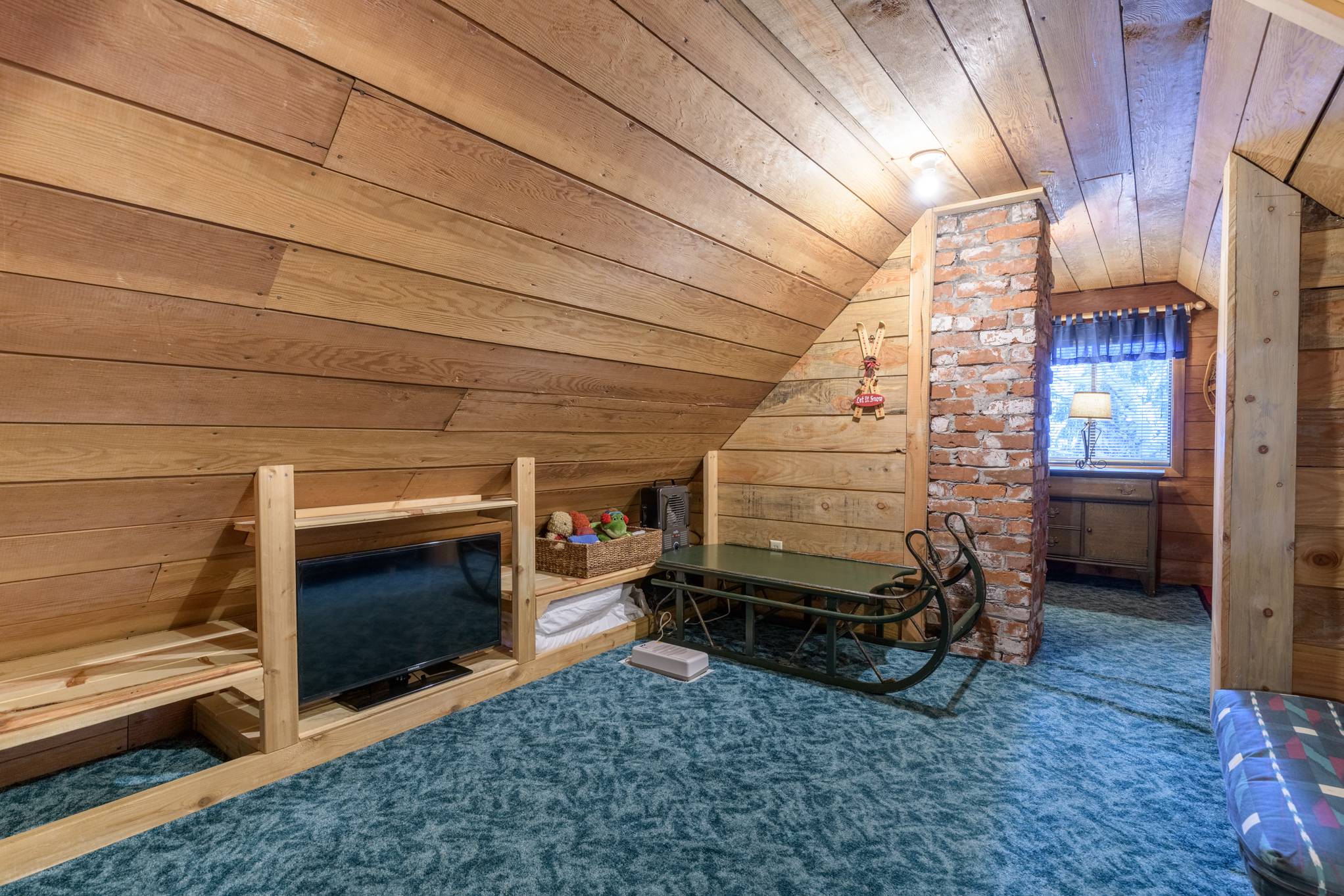 Raven's Roost All Seasons Vacation Rentals