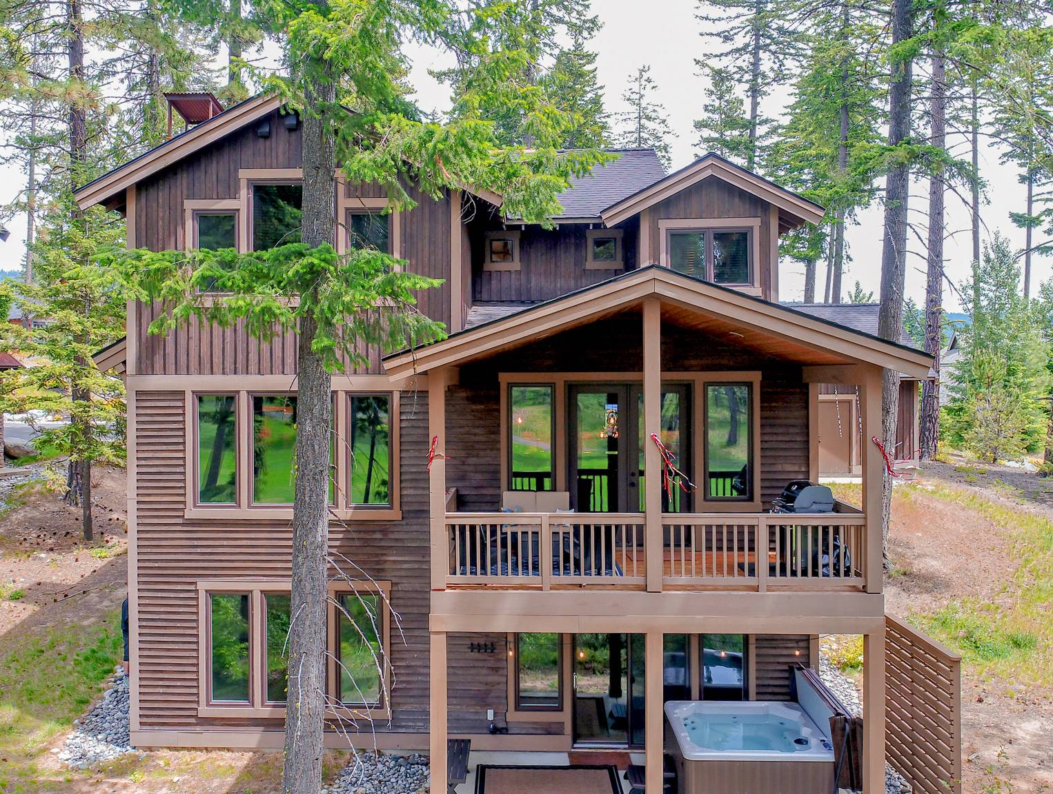 Cedar Crest Lodge Cle Elum, Roslyn & Suncadia Rentals