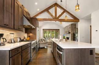 Pine Breeze: Pine Breeze: