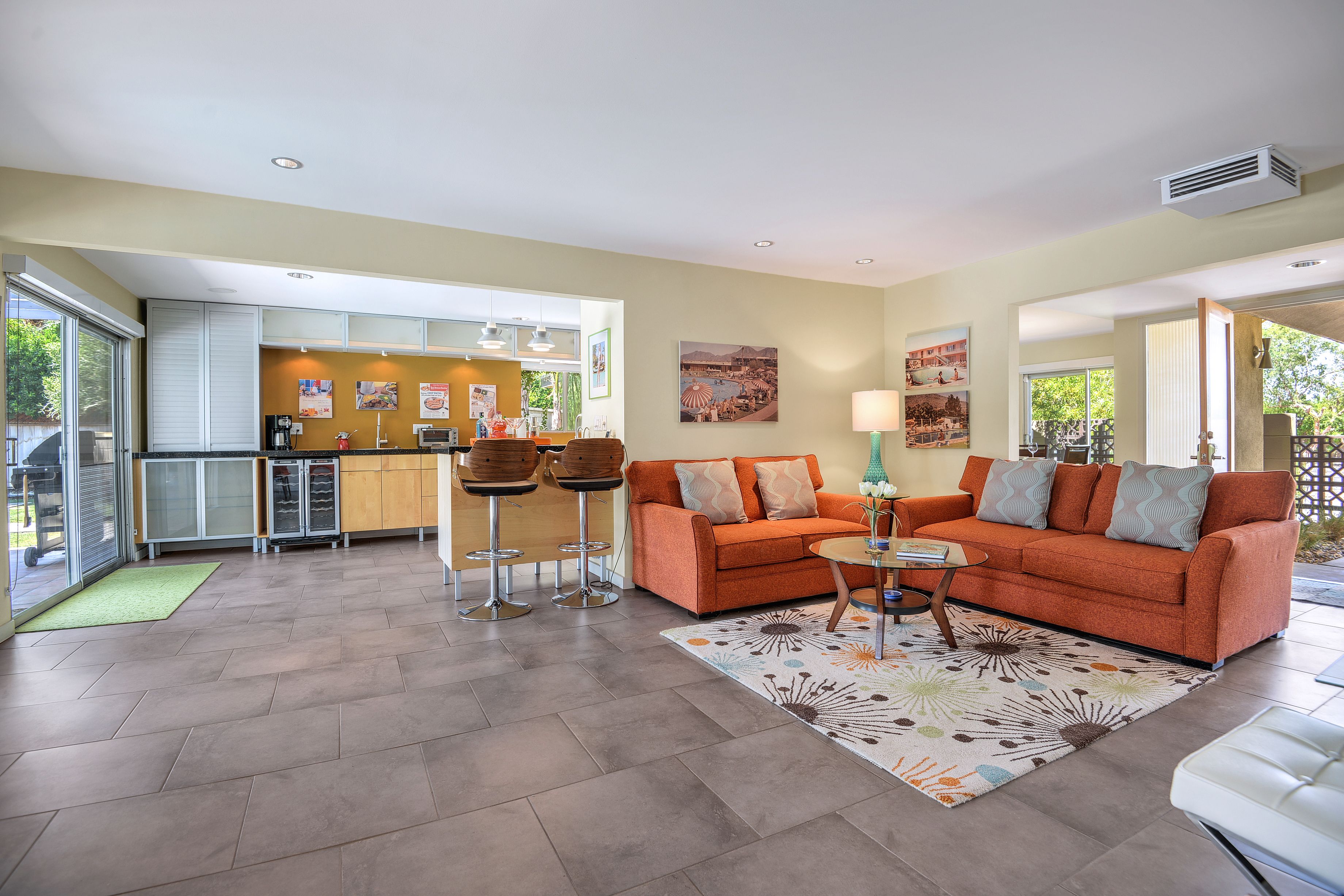 Juanita Altamira Vacation Rentals