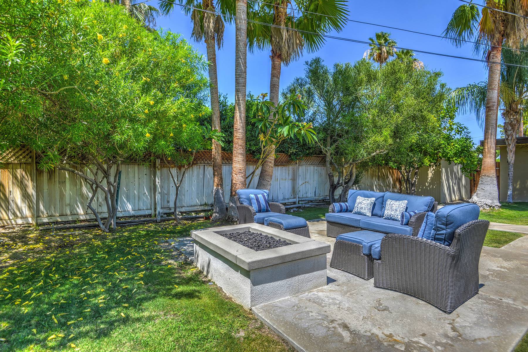 Juanita Altamira Vacation Rentals